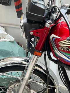 Honda 125 Model 2023 Red