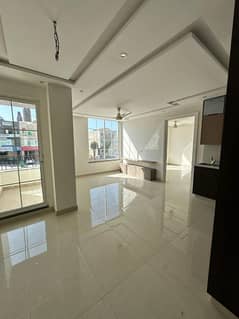 One Bed Non-Furnished Brand New Apartment For Rent In Bahria Town, Lahore.