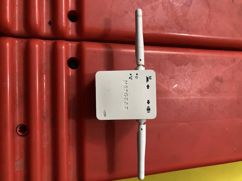 MI & NetGear Wifi Range Signal Extend 300mbps 6