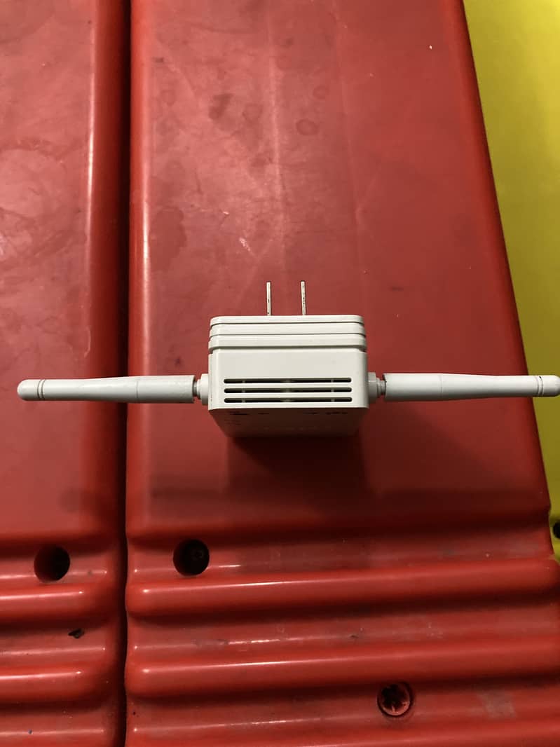 MI & NetGear Wifi Range Signal Extend 300mbps 8