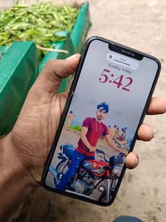 Iphone 11 Pro Max 256GB 10 by 10 Condition Non PTA