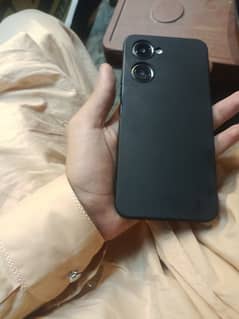 y18