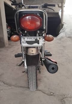 urgent sale. 2022 model. 29000 km drive