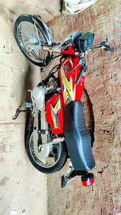 125 honda 2025 model pka 25 hai jaha mrzi check krwaskte hai