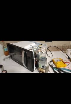 Microwave repairing service center