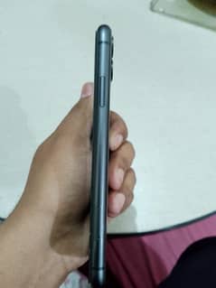 I phone 11 urgent sale