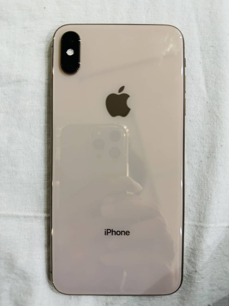 Iphone Xs max Gold Color 256GB 3