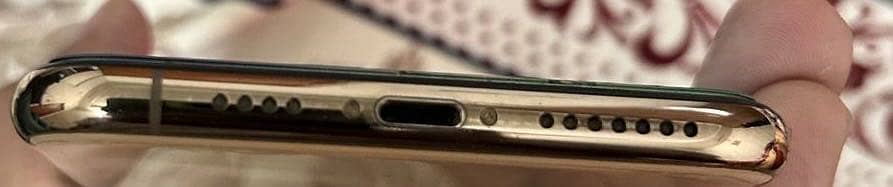 Iphone Xs max Gold Color 256GB 9