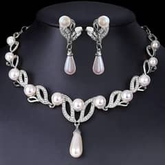 Fine Jewlary and Hair Accessories