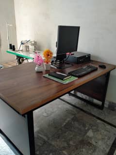 Computer Table