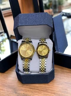Men & Women couples watch