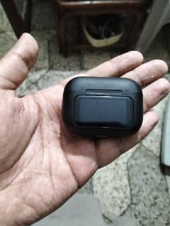 A9 pro ANC / ENC earbuds 10/10 condition