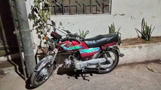 Honda 70 engine ka Kam huna baqi sub ok hai