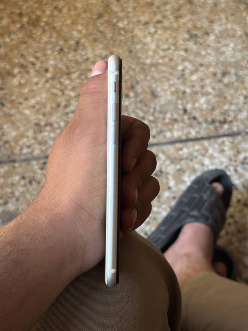 iphone se 2020 dual sim pta approved 5