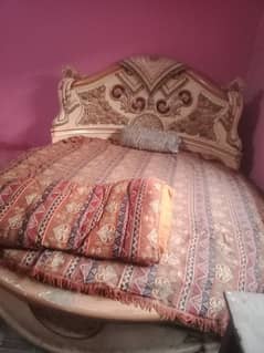 بیچنے کے لیے