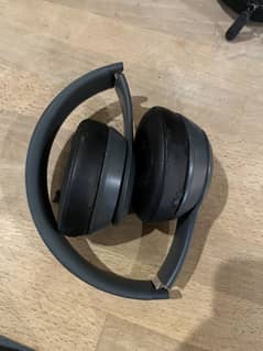 Beats Solo 3 wireless headphones (Graphite)