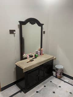 Dressing tabel for sale