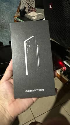 Samsung Galaxy s25 ultra ram 16 GB memory 1tb ha non PTA ha