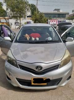 Toyota Vitz 2015