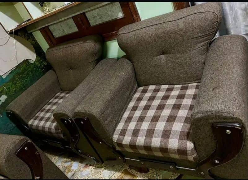 5 seater sofa set condition 10/10 1