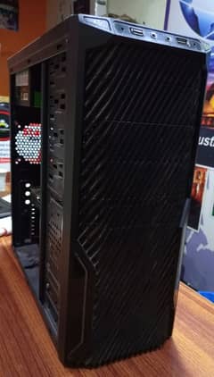 GAMING PC AVAILABLE WITH GRAPHICS CARD