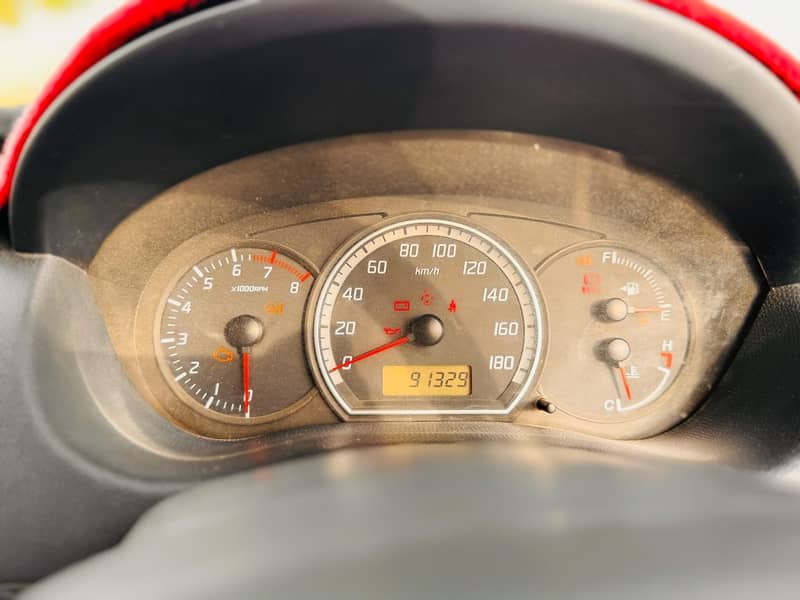 Suzuki Swift 1.3 DLX Total Genuine 7