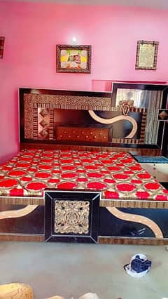 king bed