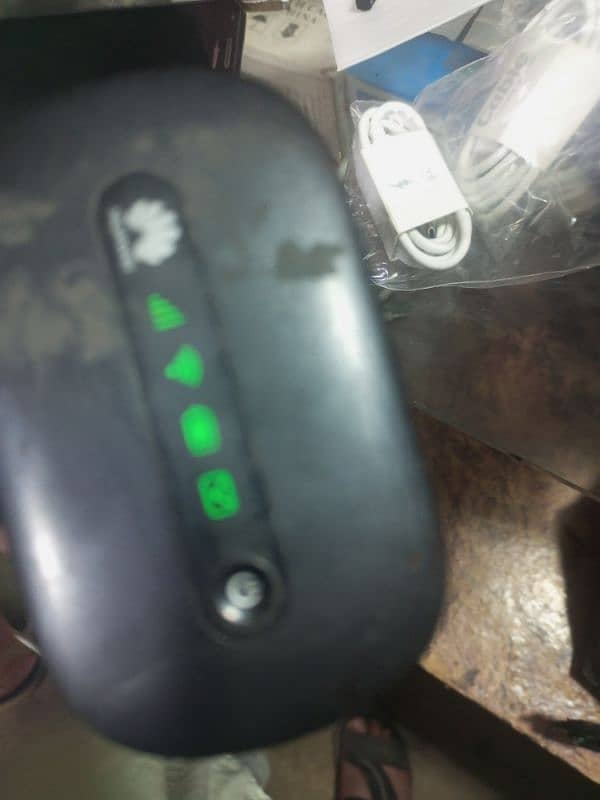 huawei wifi divice battery timing is 1.30 hours all sims working 1