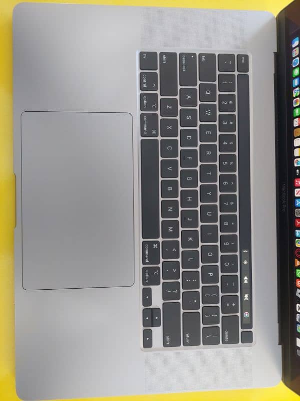 Macbook Pro 2019 16' inch maxed out top of the line 2