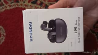 (Read description) Hyundai LP5 True Wireless earbuds Branded earbuds
