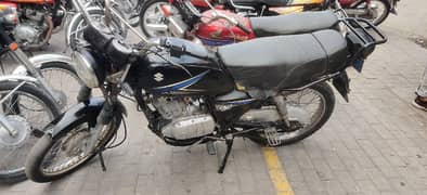 Suzuki gs 150 cc model 2013