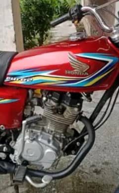 Honda CG 125 for sale . 03-24-39-41-404. only WhatsApp on