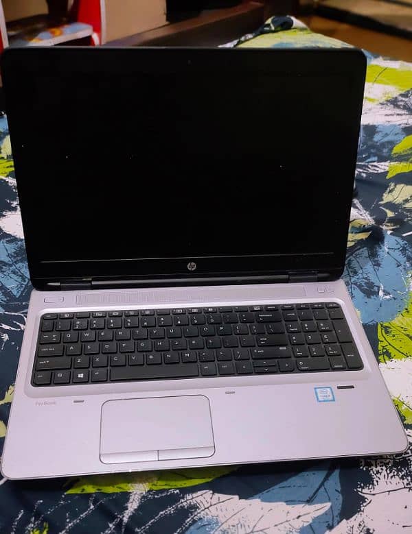 core i 5 7th gen backlight keyboard 15 inch plus display hp 8/256 1