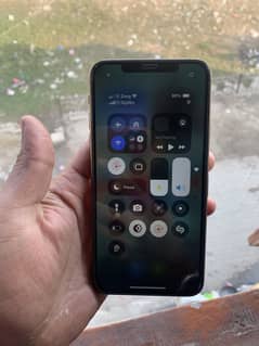 Iphone 11 pro max urgently sale
