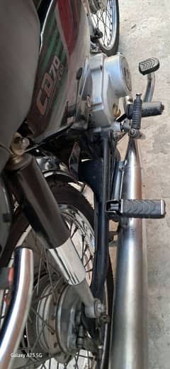 Black CD 70 Honda Seventy