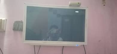 LCD 24 inch