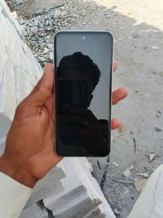 New mobile full warranty Tecno spark go 1