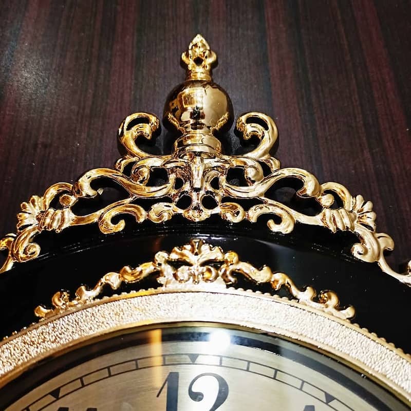 Antique & Fancy Wall Clock 2