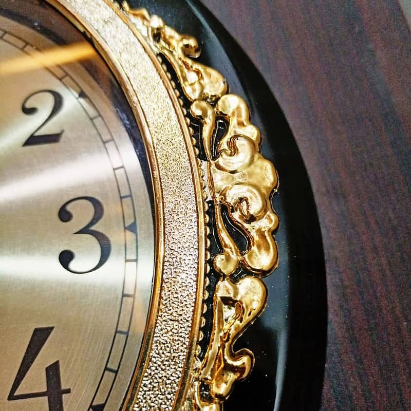 Antique & Fancy Wall Clock 3
