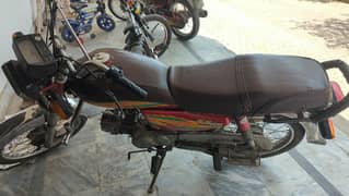 one hand use bike