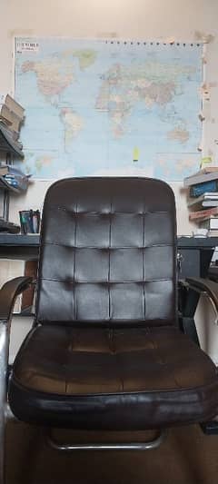 STUDY TABLE AND CHAIR FOR STUDENTS
