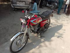 Honda 125 condition 10/10 read ads