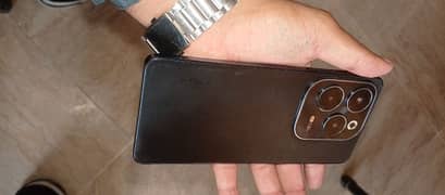 Infinix hot 40 . condition 10×10