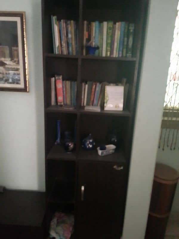 LCD table with side corner shelf 2