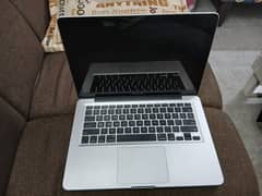 Apple Macbook pro early 2011,4gb/320gb,perfect condition,as goodas new