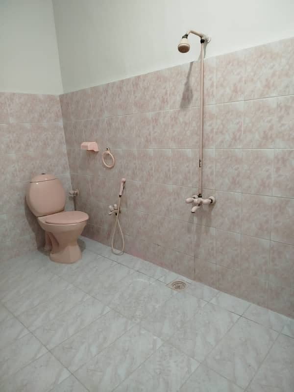 Upper Portion For rent Is Readily Available In Prime Location Of Gulshan-e-Iqbal - Block 10-A 10