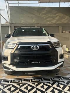 Toyota Hilux Revo Uplifted To Rocco  2022