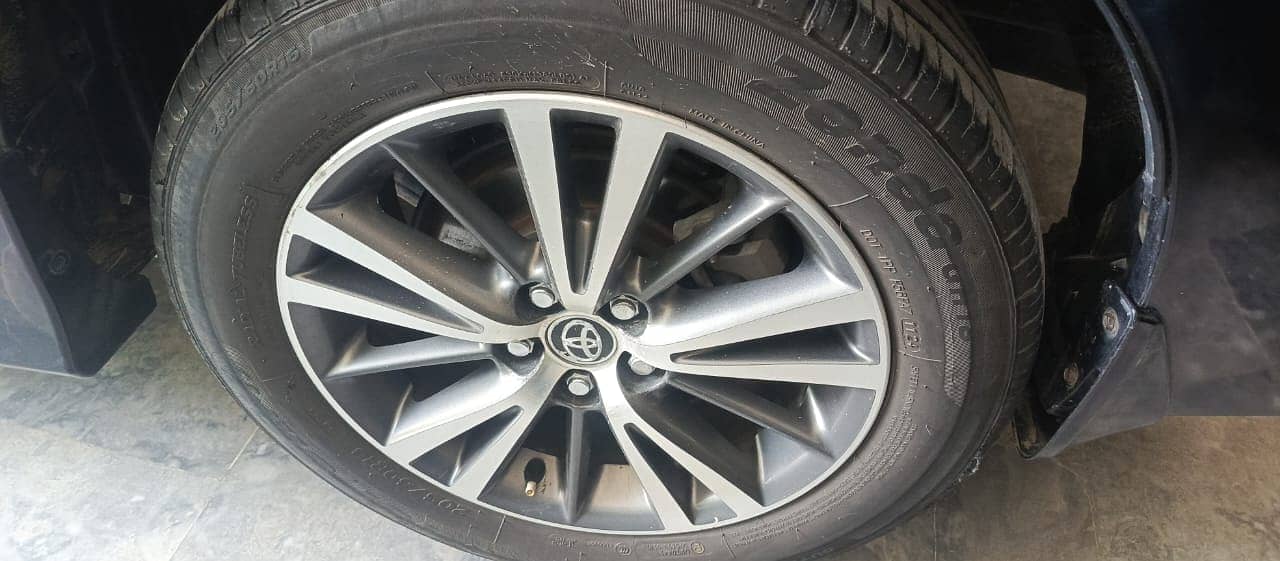 Toyota Corolla Altis 2019 3