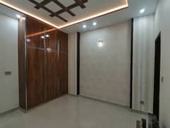 Gorgeous Facing Park 10 Marla Lower Portion For rent Available In Jubilee Town - Block B