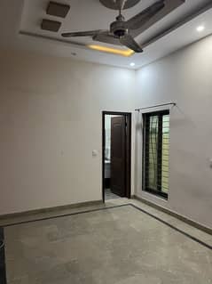 10 marla Upper Portion for Rent in Fazaia Phase 1 3 Beds, Separate Entrance